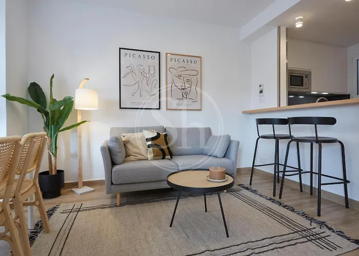 Hermoso Apartamento Junto A La Sagrada Familia